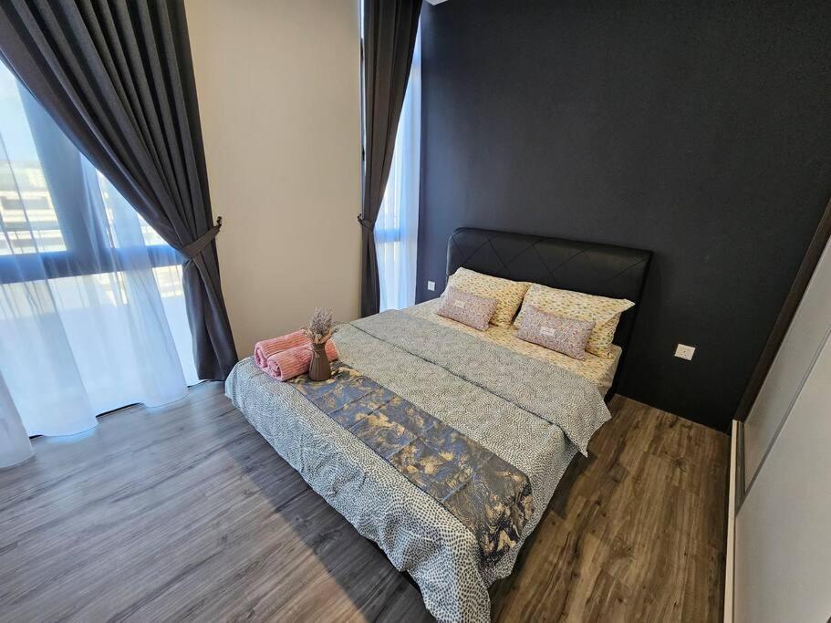 Lovely Podium Cityview 3bedroom With Pool A2 * Kuching